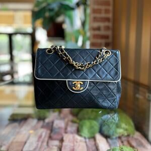CHANEL Single Flap Black White Lambskin Quilted Shoulder Bag